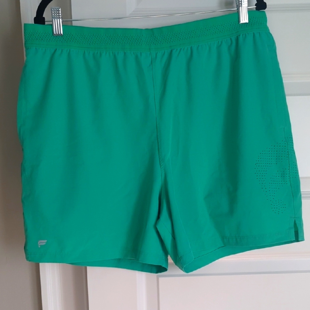 Fabletics Green Athletic Shorts Lined 5 inch inseam